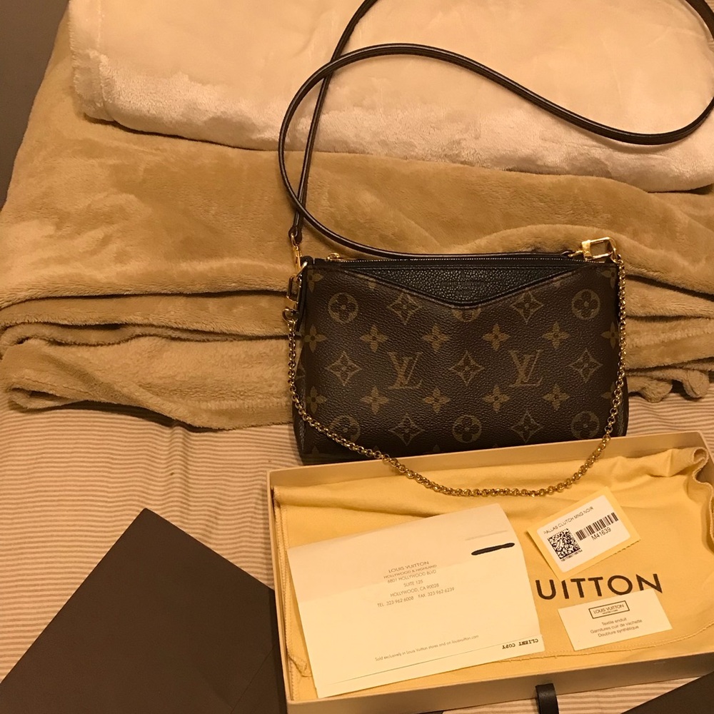 Louis Vuitton purse pallas clutch with receipt