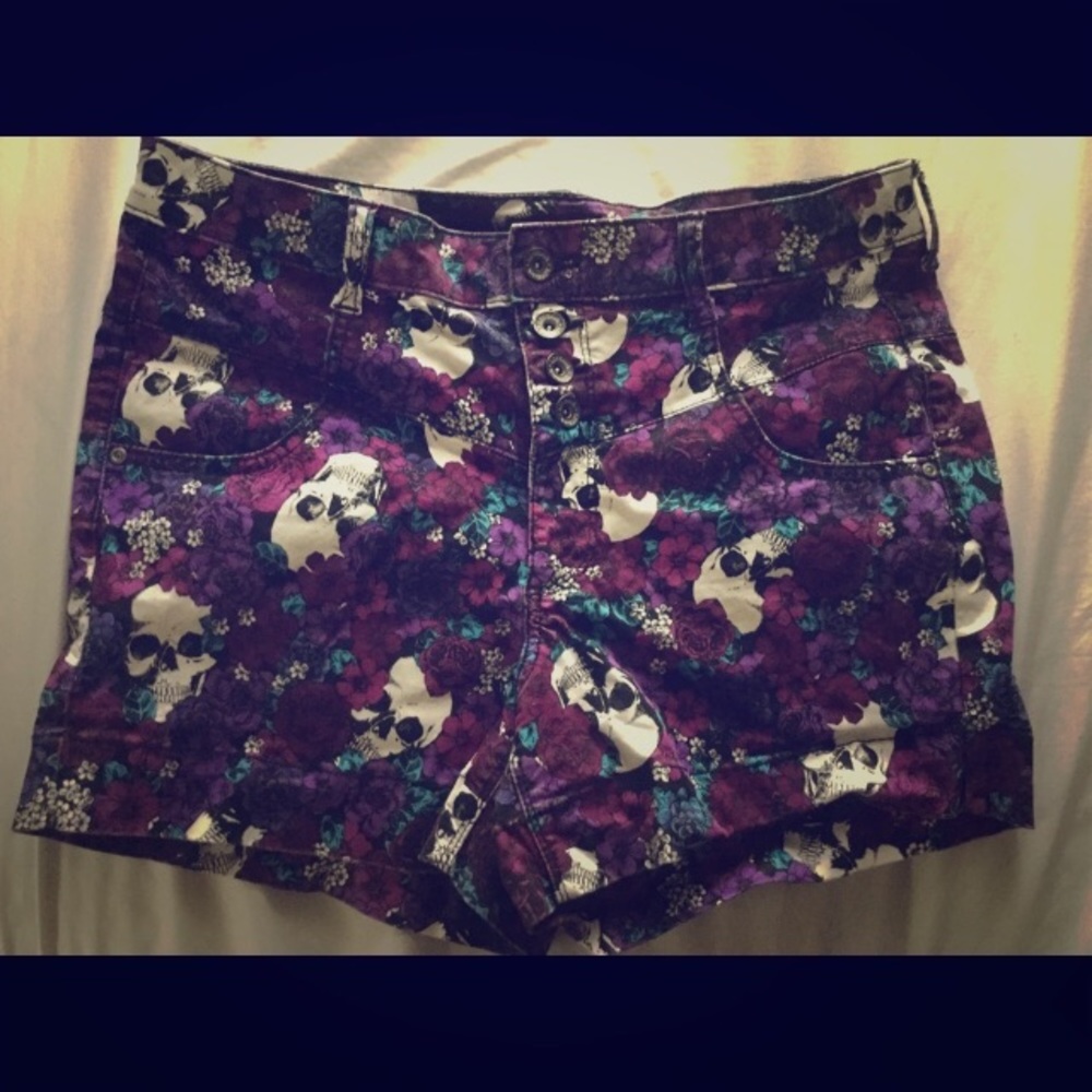 Shorts bundle (3 pairs of lovesick shorts)