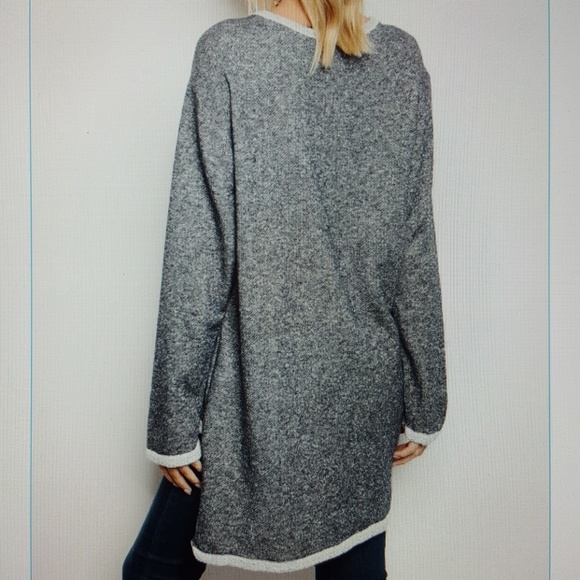 LACE UP TOP - Picture 3 of 4