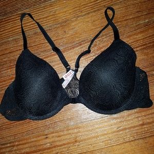 34b IZOD lace bra