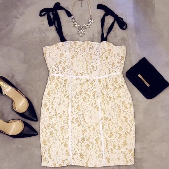 ASOS Dresses & Skirts - 🔥BLACK FRIDAY🔥