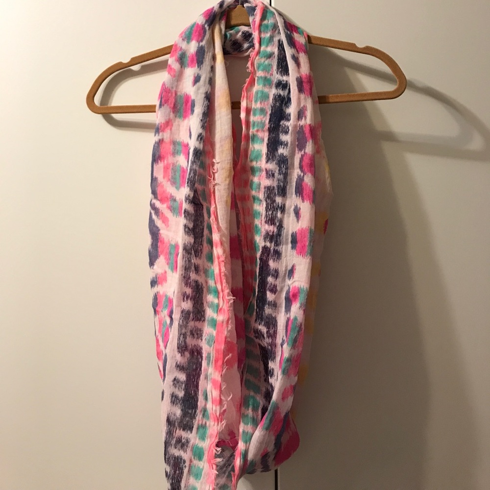 American Eagle infinity Scarf
