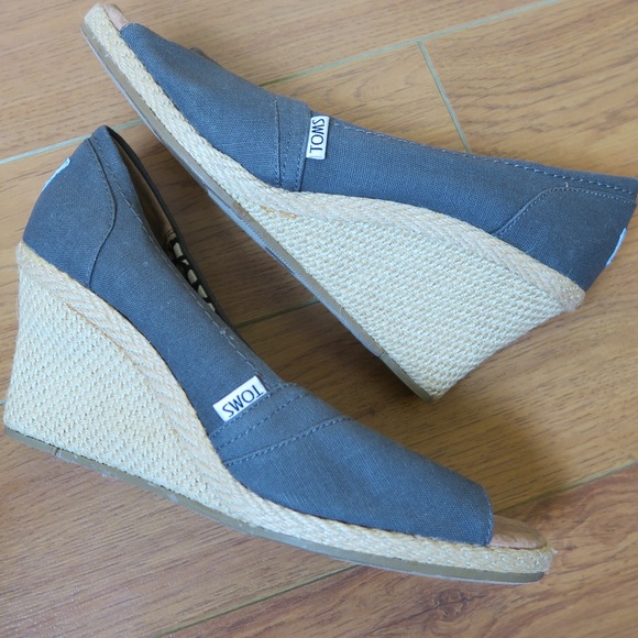 Toms Shoes - Women's Toms Wedges
