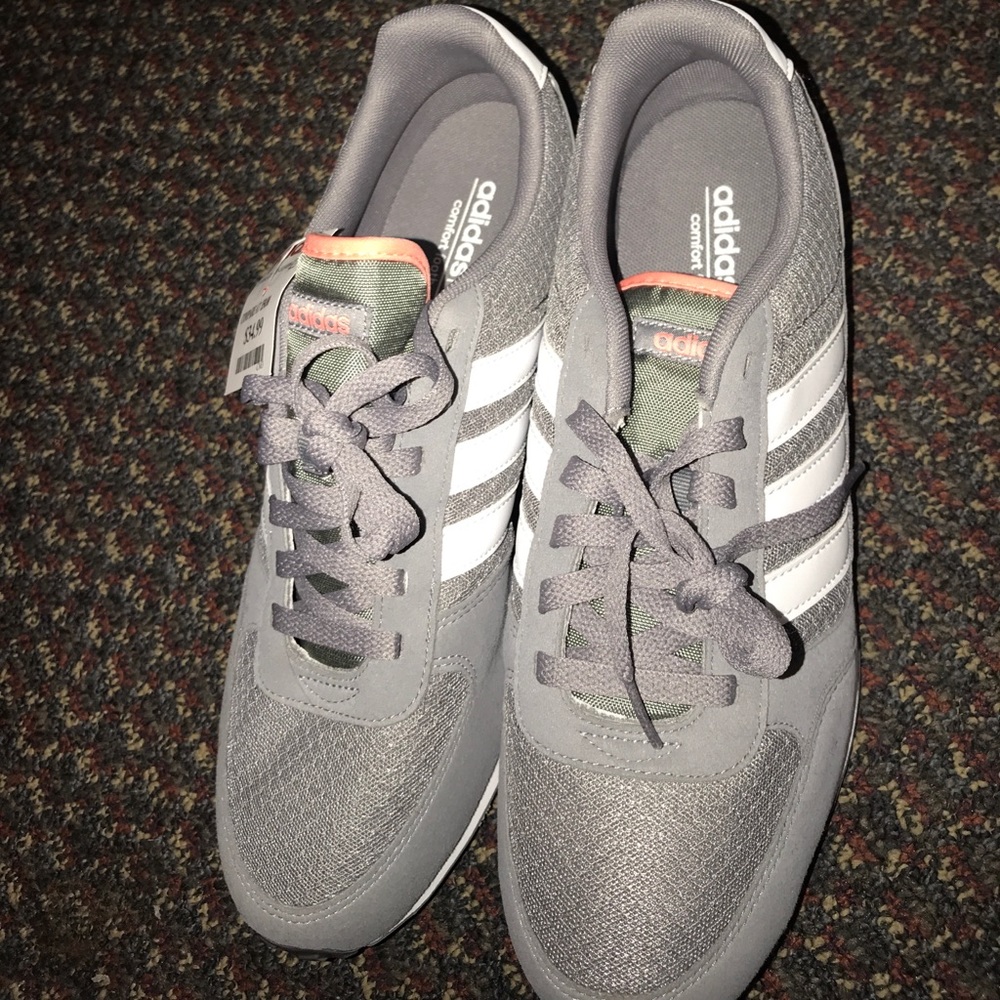 Adidas tennis shoes