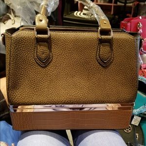 Vegan leather bag with lower compartment