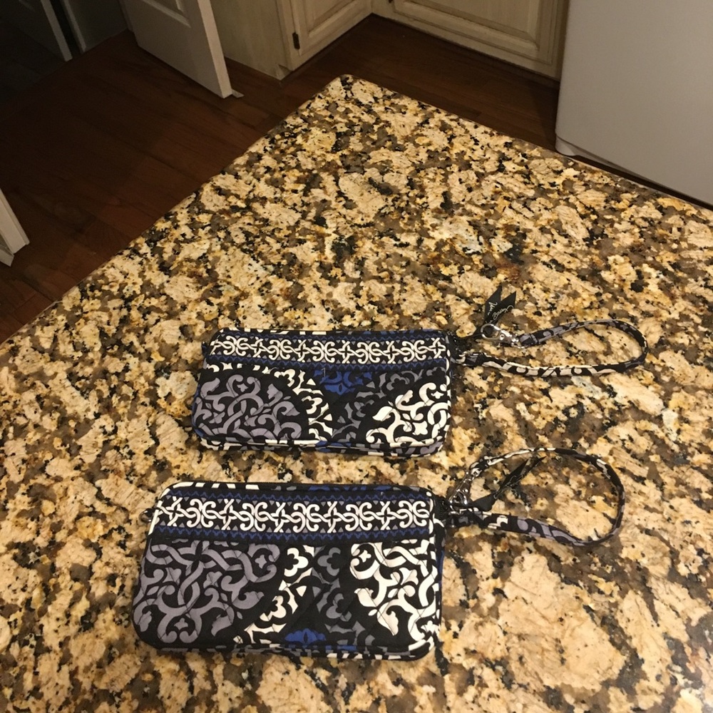 wristlets
