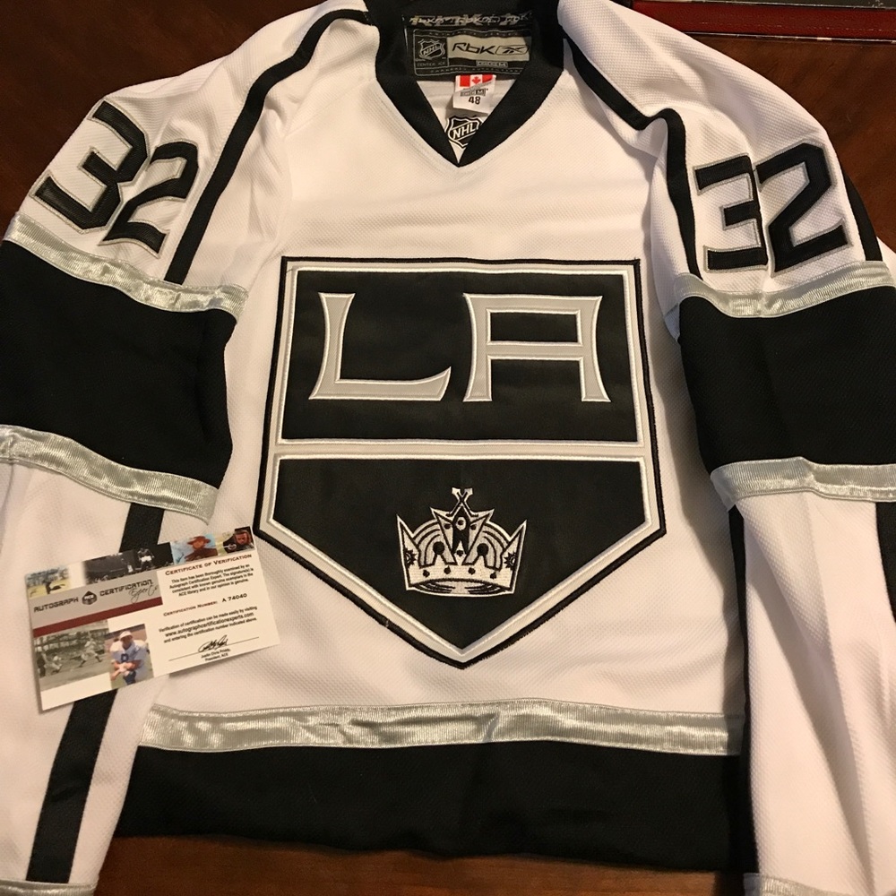 Jonathan Quick LA Kings signed jersey