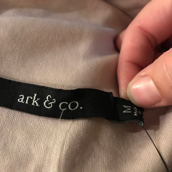 Last one! Gold Party dress❤️ - Picture 5 of 7