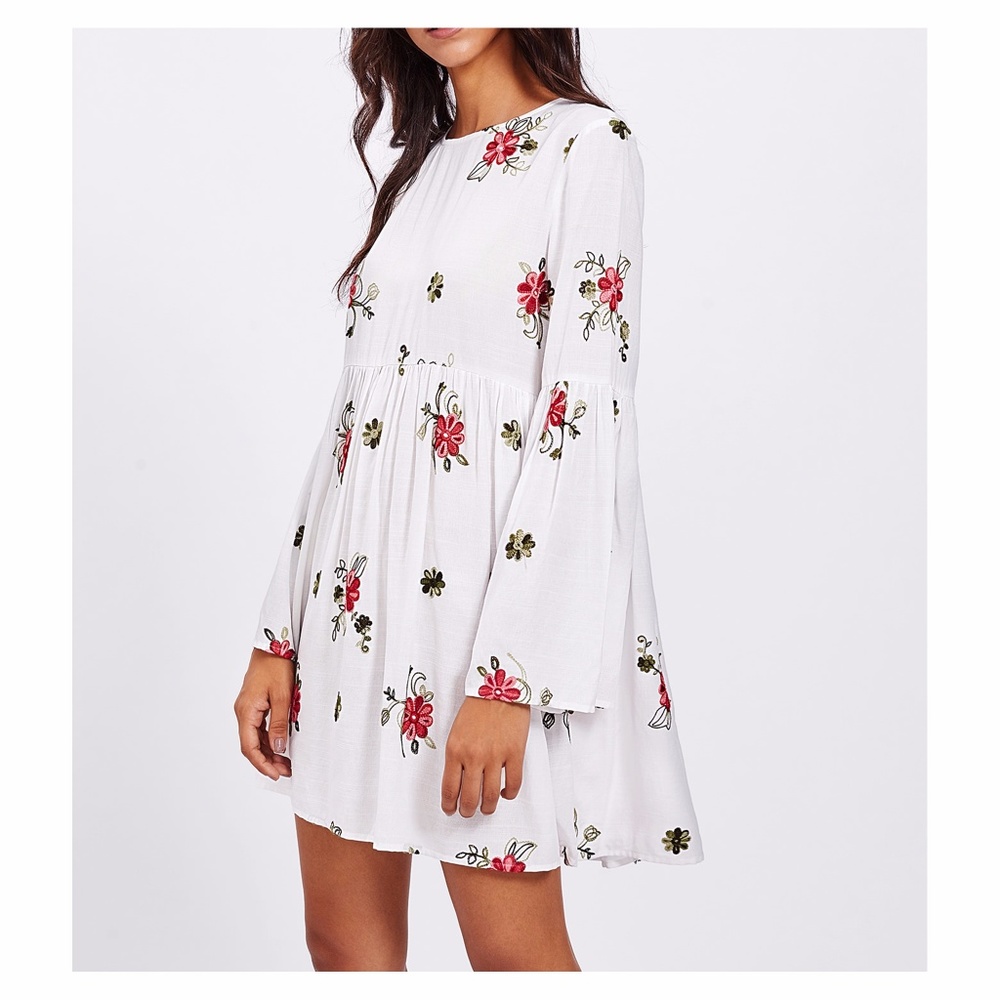 White Floral Embroidered Trumpet Sleeve Dress - Picture 3 of 4