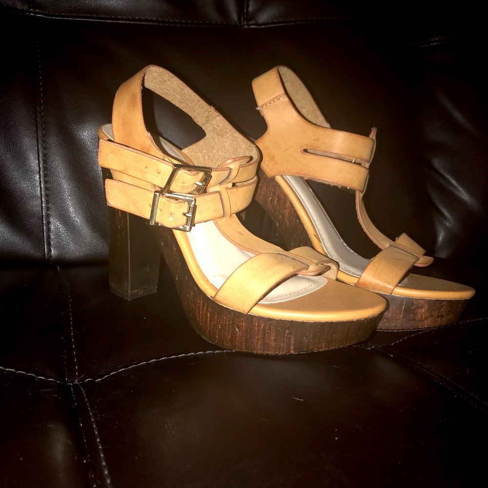 Cute nude heels. Bamboo brand.