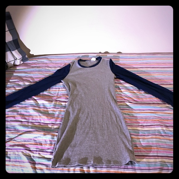 Long sleeve gray and navy blue dress. No tags - Picture 1 of 1