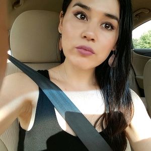 Meet your Posher, Lorena