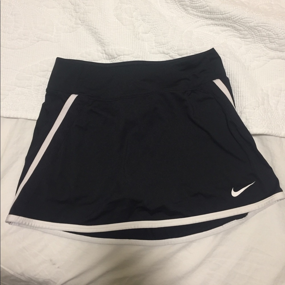 Nike Dri-fit skirt NWOT 🖤