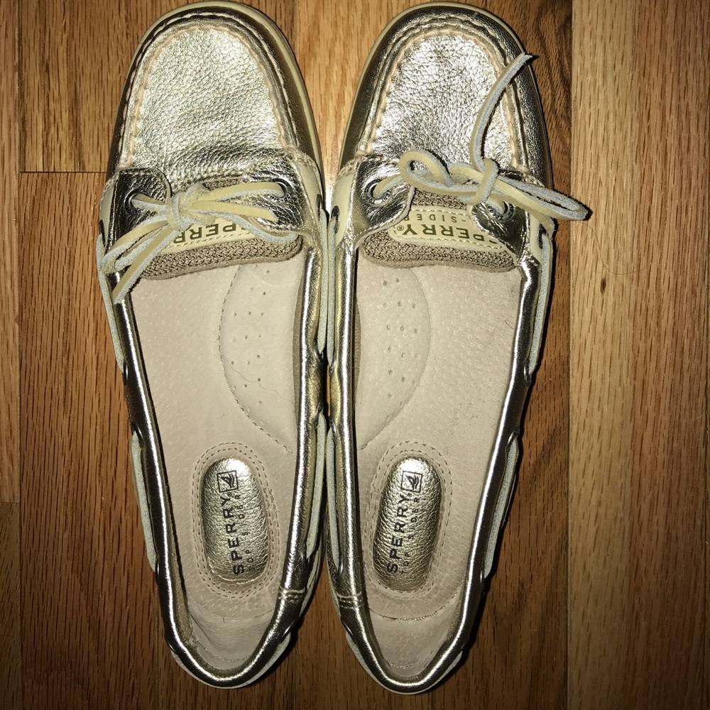 SPERRY Gold boat shoe