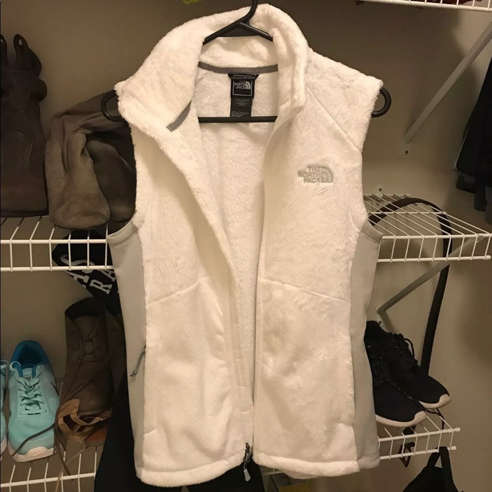 Women’s North face vest