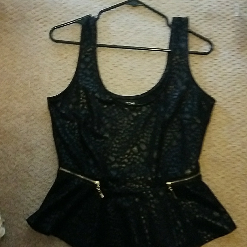 Bebe shirt
