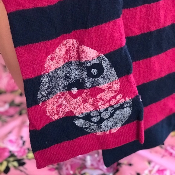 Betsey Johnson black burgundy striped wool scarf