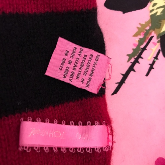 Betsey Johnson black burgundy striped wool scarf