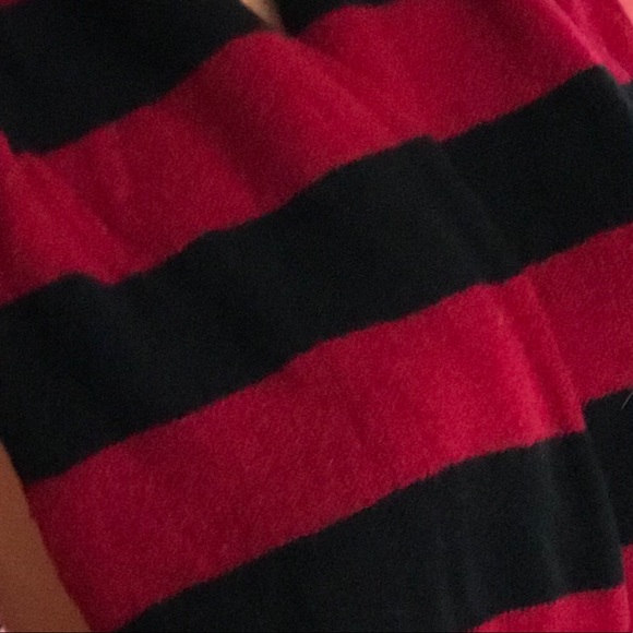 Betsey Johnson black burgundy striped wool scarf