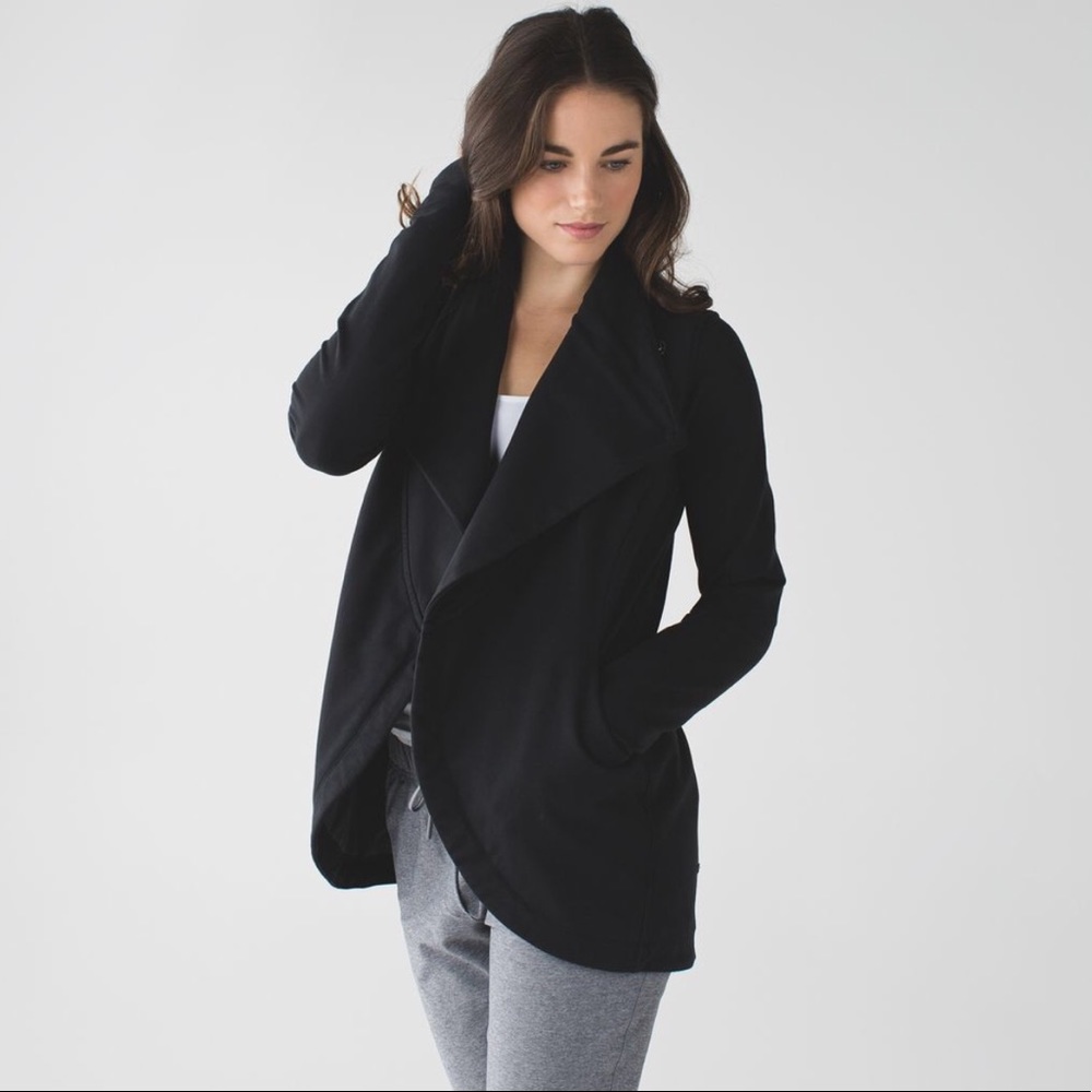 Lululemon That’s A Wrap jacket