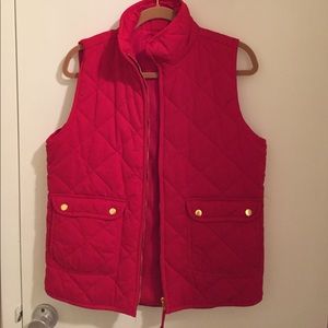 Red women's quilted vest. Size Large. Never worn