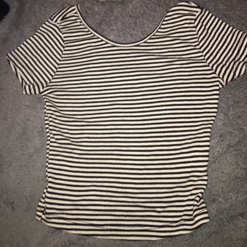 Brandy Melville Black and White Striped Crop Top