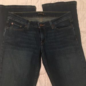 Levi’s 524 Jeans