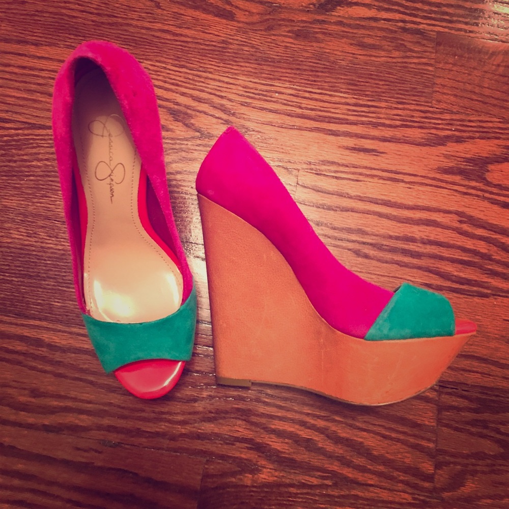 Jessica Simpson size 8