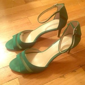 Calvin Klein beautiful green suede shoes