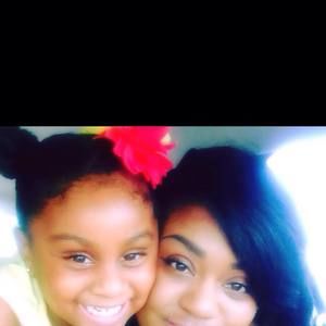 Meet your Posher, Alicia