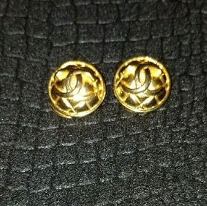 CHANEL VTG Clip On's
