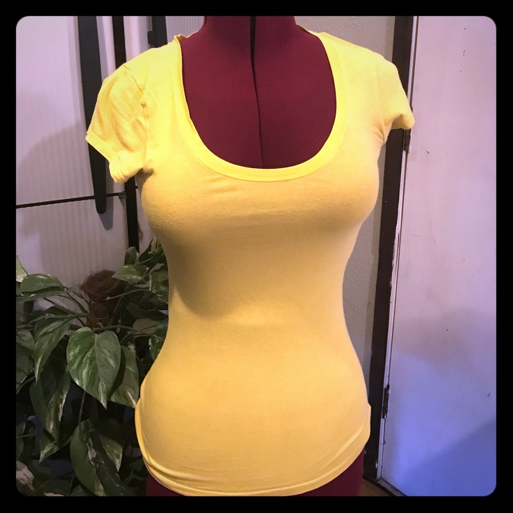 Yellow tee
