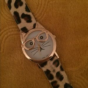 Leopard print Cat face watch