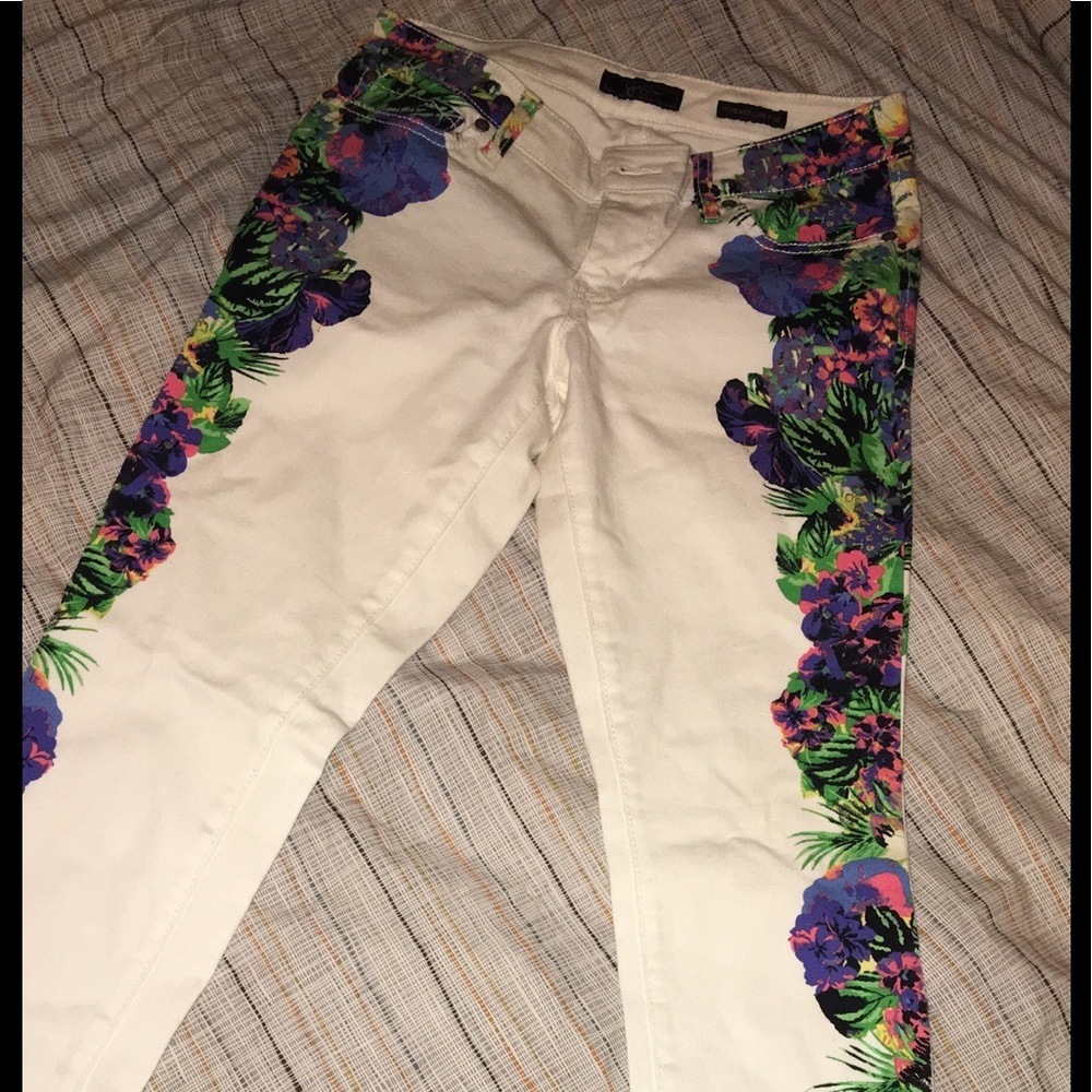 Jessica Simpson Jeans