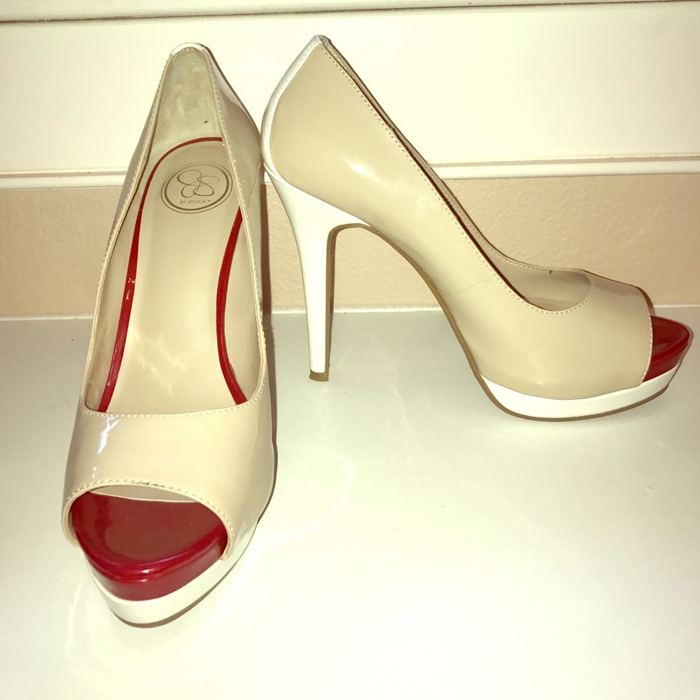 Jessica Simpson heels