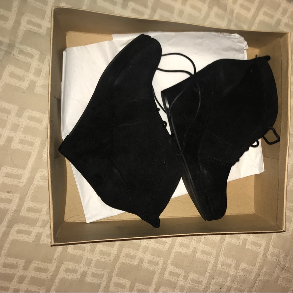 Jessica Simpson Black Suede Booties