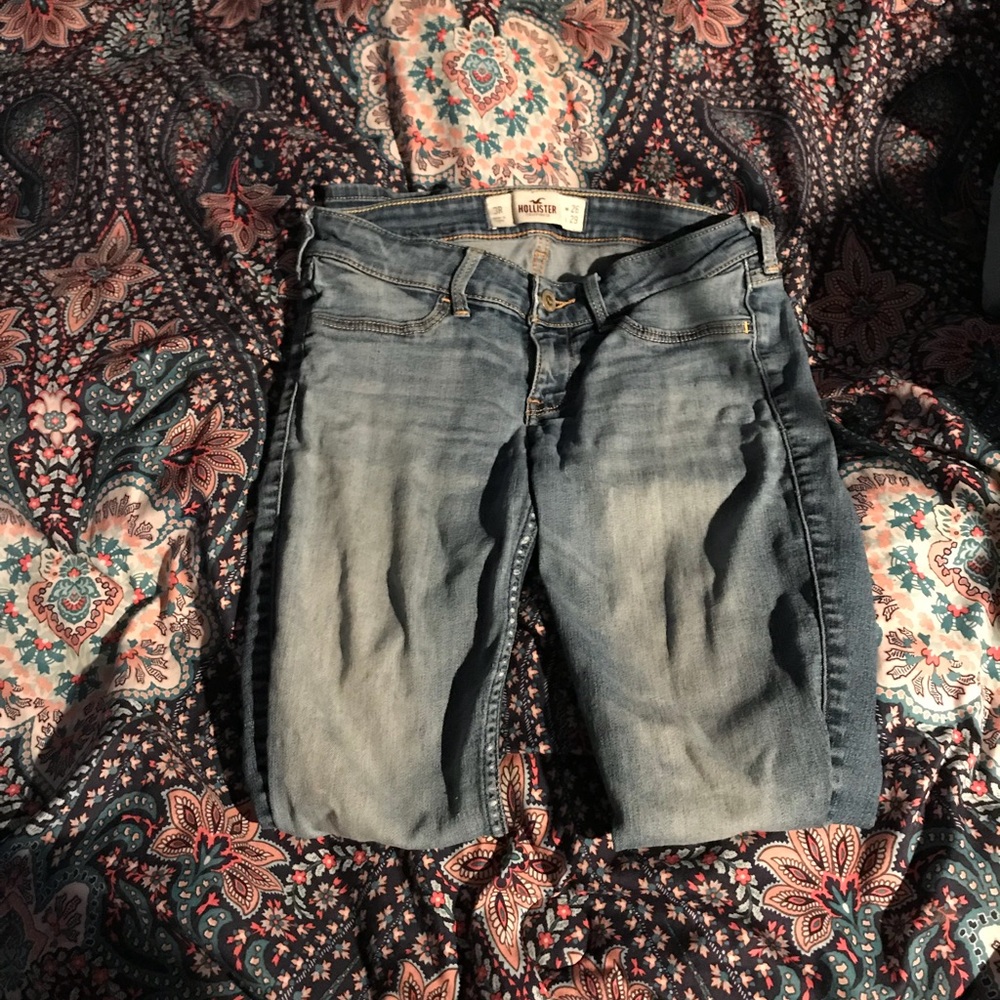 Hollister jeans