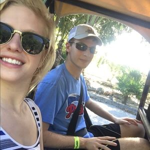 Meet your Posher, Aubrey