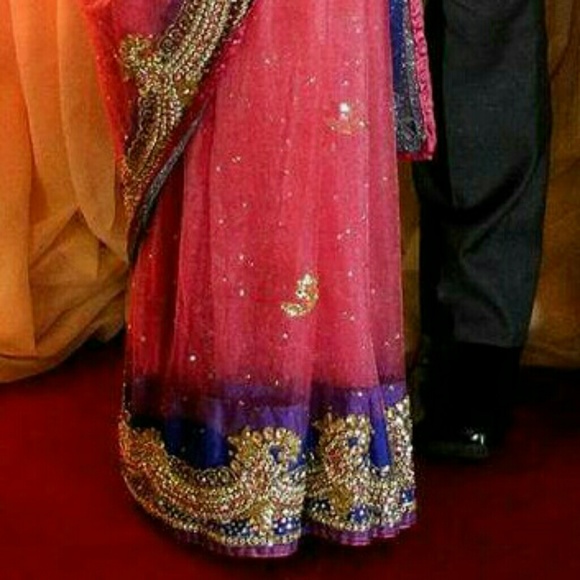 Indian Bollywood  heavy stone work sari - Picture 2 of 7