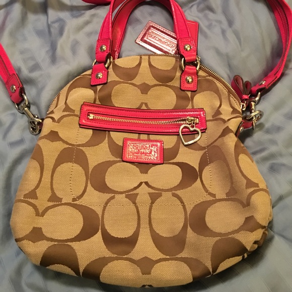 COACH daisy signature fold over crossbody - Picture 2 of 5