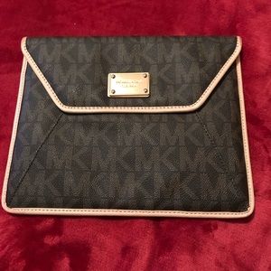 Michael Kors Clutch