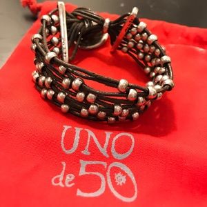 Uno de 50 Silver Bead Leather Bracelet