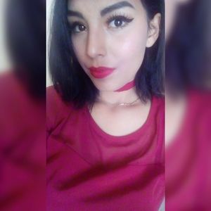 Meet your Posher, Daniella