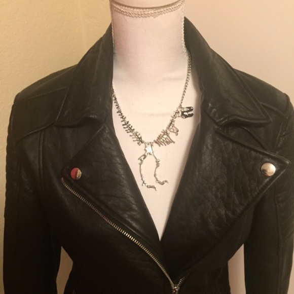 SILVER Tone Dinosaur T-Rex Skeleton Bones Necklace - Picture 2 of 4