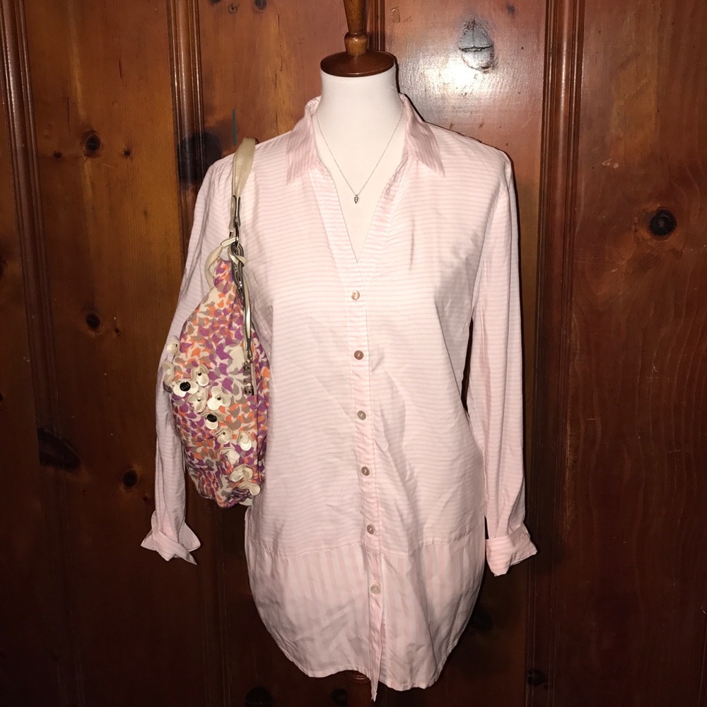 J. Jill petite light pink / white button blouse!