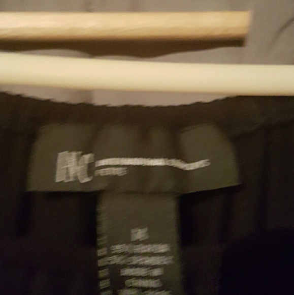 INC Bouquet Top - Picture 2 of 2