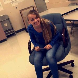 Meet your Posher, Carly