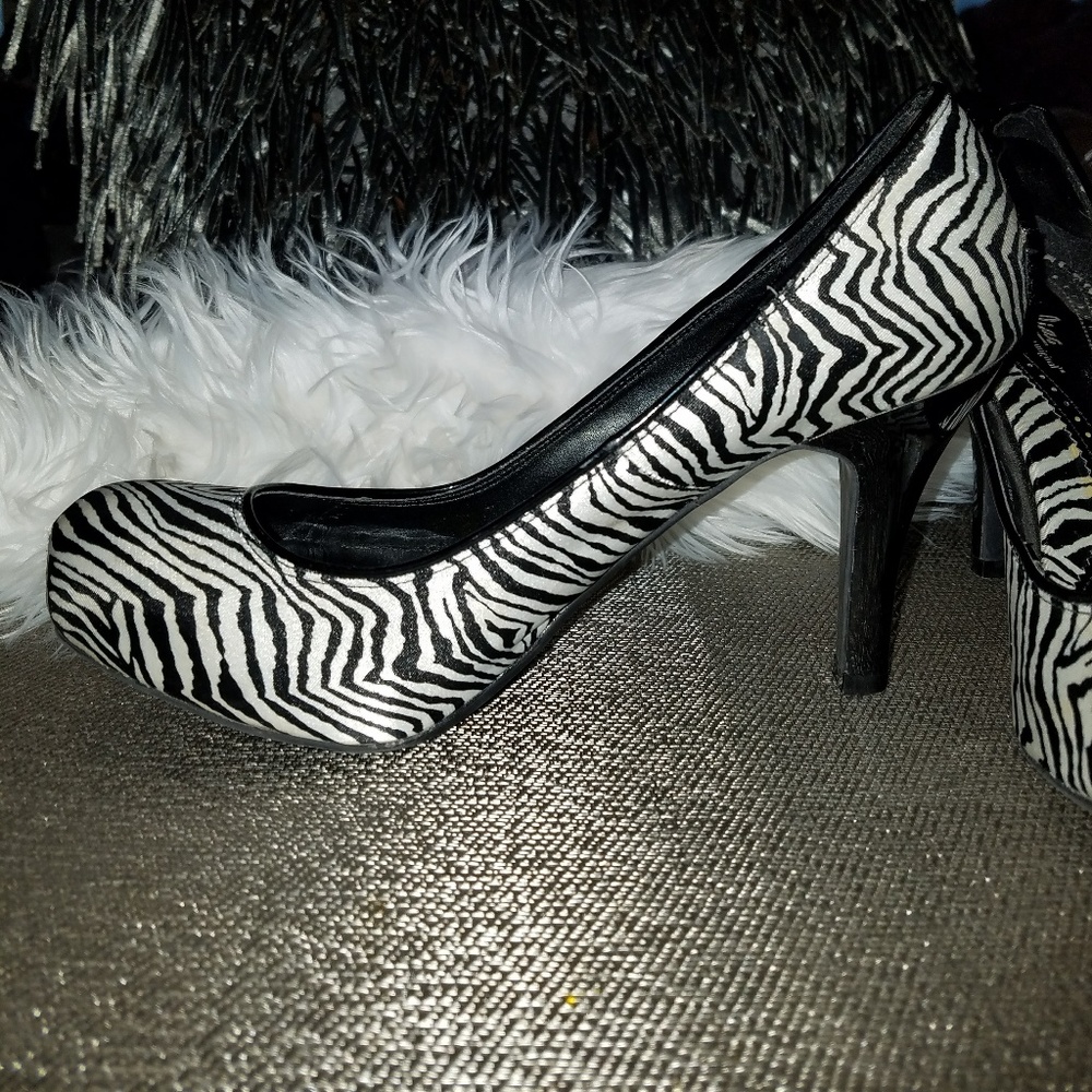Zodiac American Original Satin Zebra Print Heels