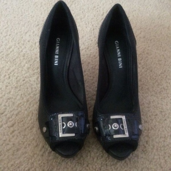 Gianni Bini Shoes - Black peep  toe heels