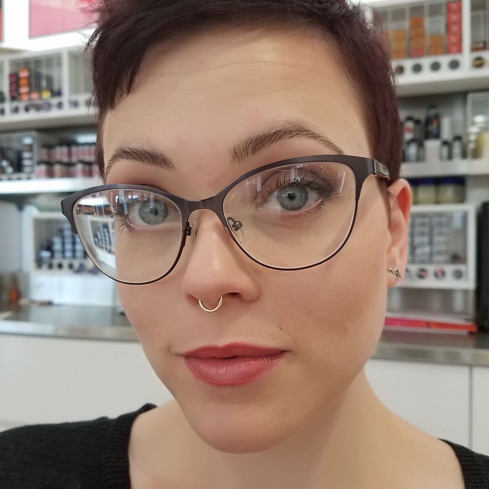 Meet your Posher, Deborah